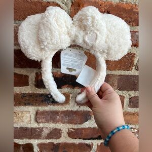 Disney Parks Sherpa Minnie Mouse Bow Ears Headband NEW
